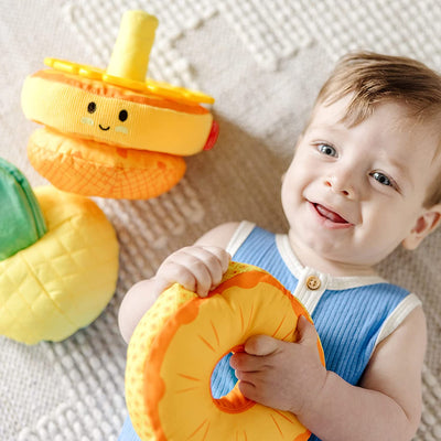 Earthlets.com| Melissa & Doug Multi-Sensory Bubble Tea Take-Along Clip-On Infant Toy | Sensory toy for Infants | Developmental Toy for Toddlers | 0+ | Gift for Baby Boys or Baby Girls | Earthlets.com |  